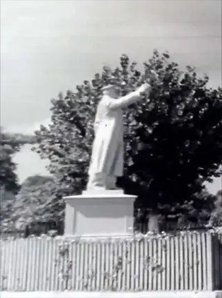 Перекресток улиц 17-го сентября, Красной и 50 лет Октября