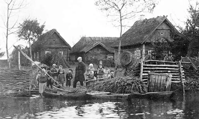 Весеннее половодье реки Припять до окраин Лунинца