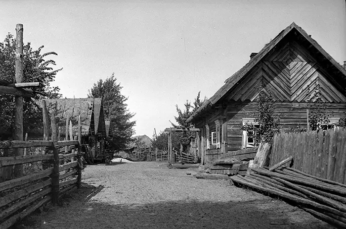 Деревня Озерница