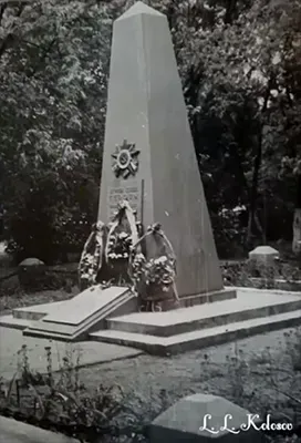 Обелиск погибшим за освобождение Лунинца